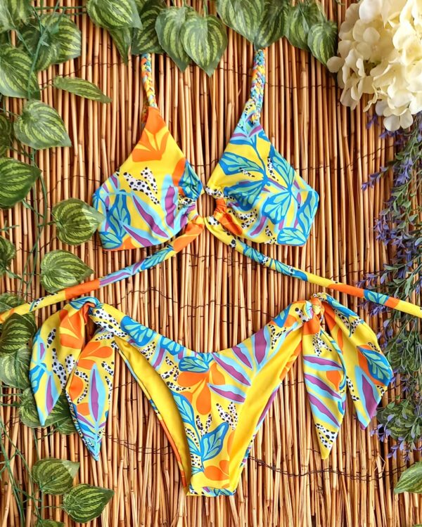 90's HIGH-CUT THONG BIKINI DOLPHI+B67
